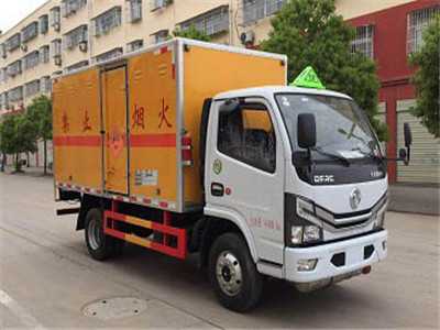 東風(fēng)4.1米爆破器材運(yùn)輸車