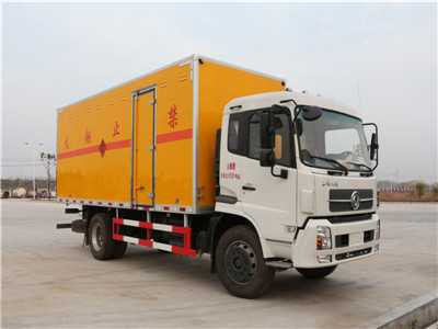 東風(fēng)天錦6.6米/6.2米爆破器材運(yùn)輸車