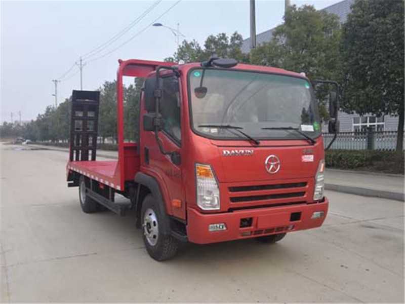 國六大運(yùn)藍(lán)牌平板運(yùn)輸車